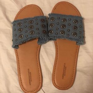 American eagle never worn sandals